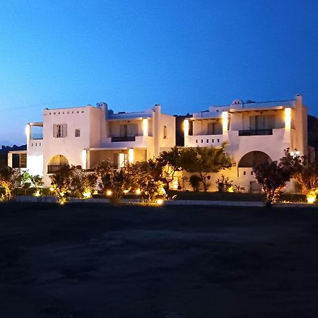 Sea Lilies Suites Pláka 外观 照片