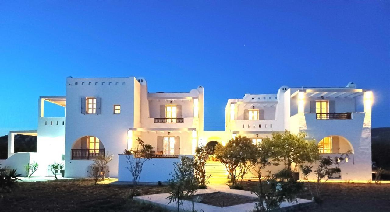 Sea Lilies Suites Pláka 外观 照片