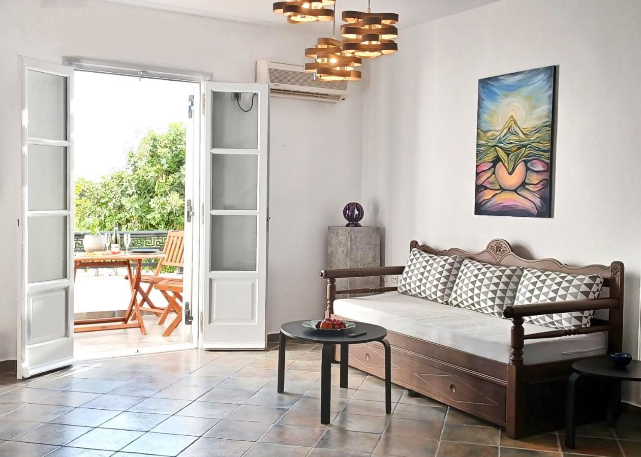 Sea Lilies Suites Pláka 外观 照片