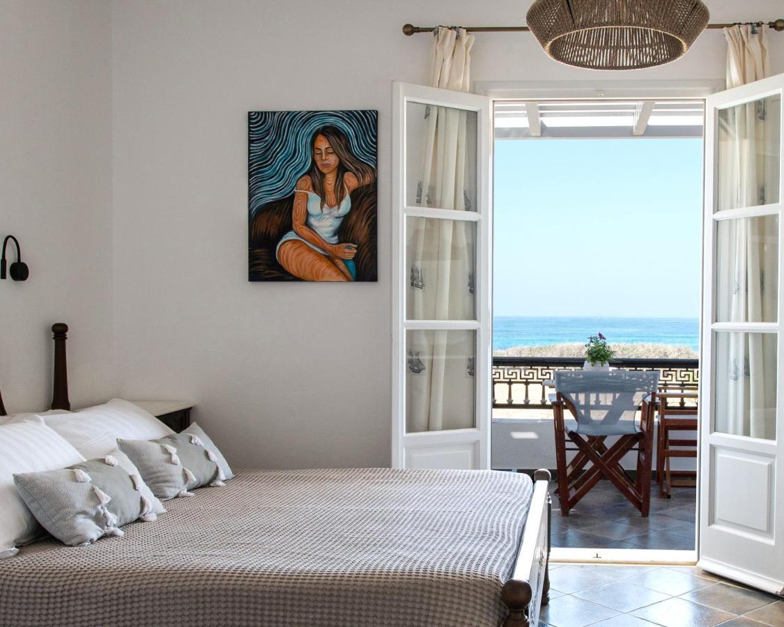 Sea Lilies Suites Pláka 外观 照片