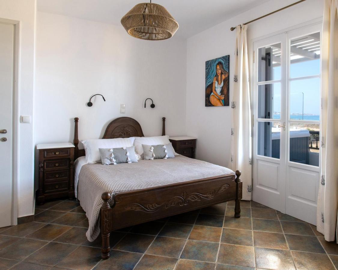 Sea Lilies Suites Pláka 外观 照片