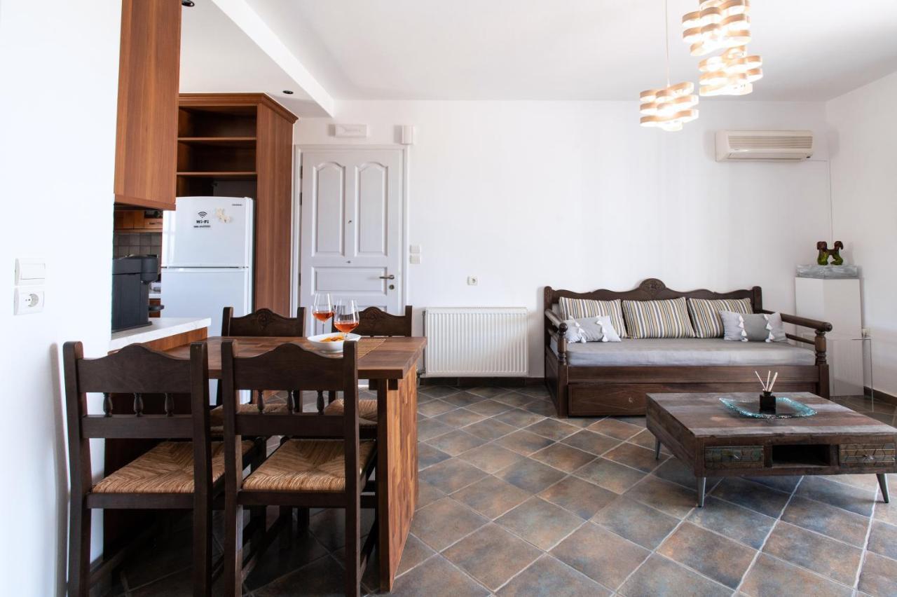 Sea Lilies Suites Pláka 外观 照片