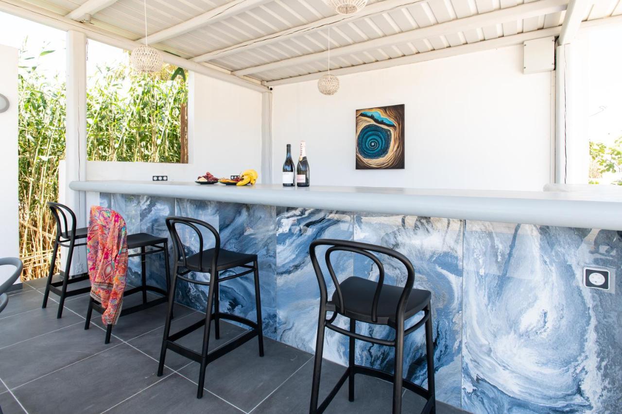 Sea Lilies Suites Pláka 外观 照片